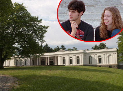 Marc Mezvinsky, Chelsea Clinton Marc Mezvinsky, Chelsea Clinton